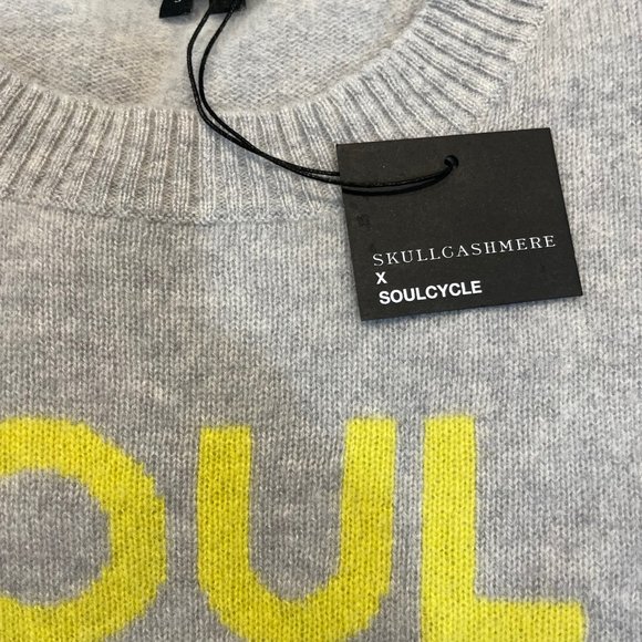 Skull Cashmere Gray Logo Sweater - Picture 6 of 6